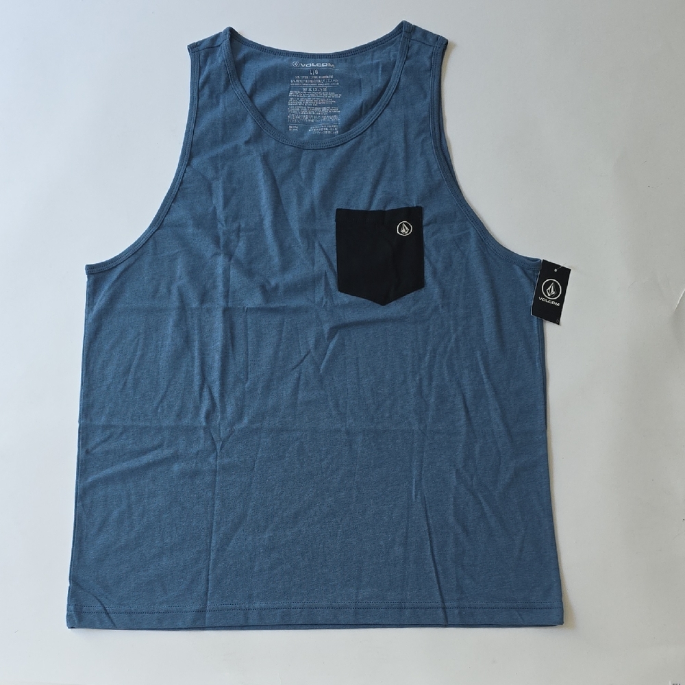 NWT Men's Volcom Tank Top. "Contrast Pocket", in Blu/Blk. Various Sizes